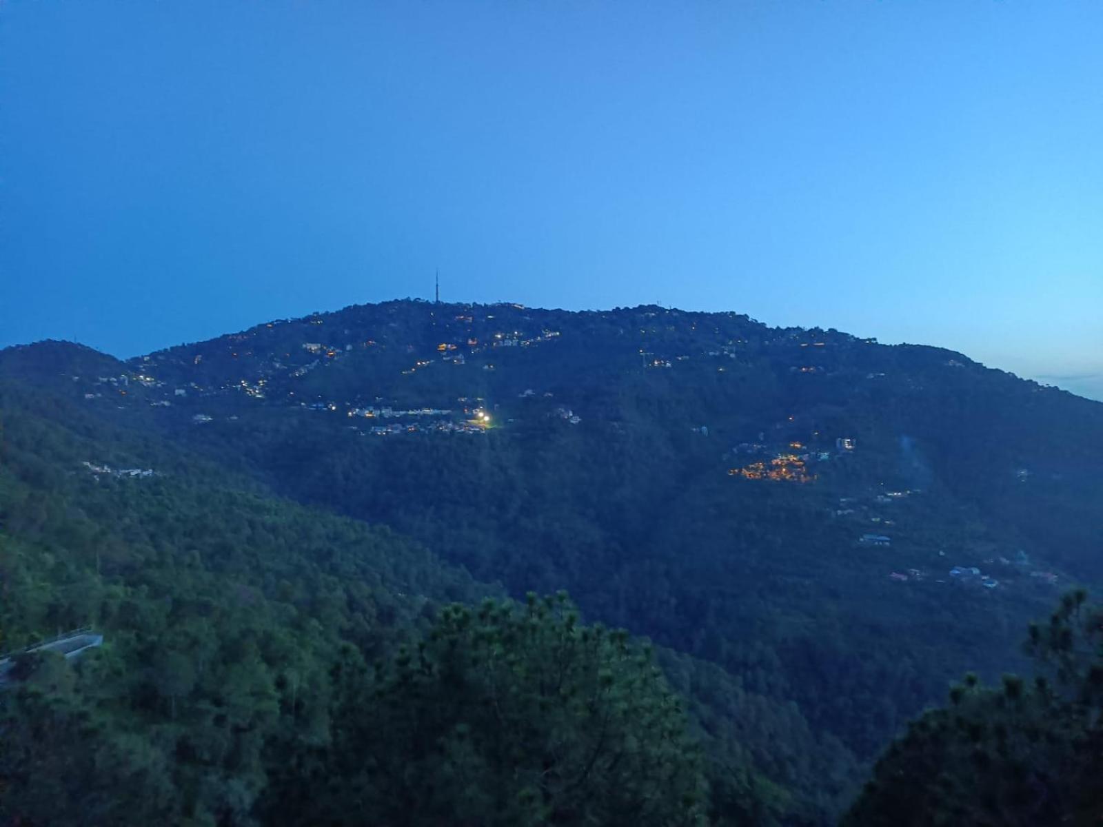 The Heritage Home Kasauli I Pine View Serviced Villa I Best Seller I Vacations I Family Events I Sky Bonfire I Kasauli By Exotic Stays Kültér fotó